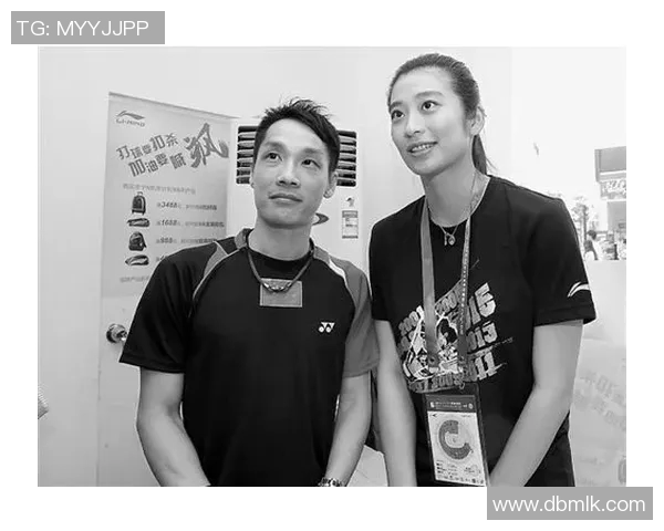 重庆羽毛球队与北京羽毛球队赛后复盘分析个人能力对比与战术运用